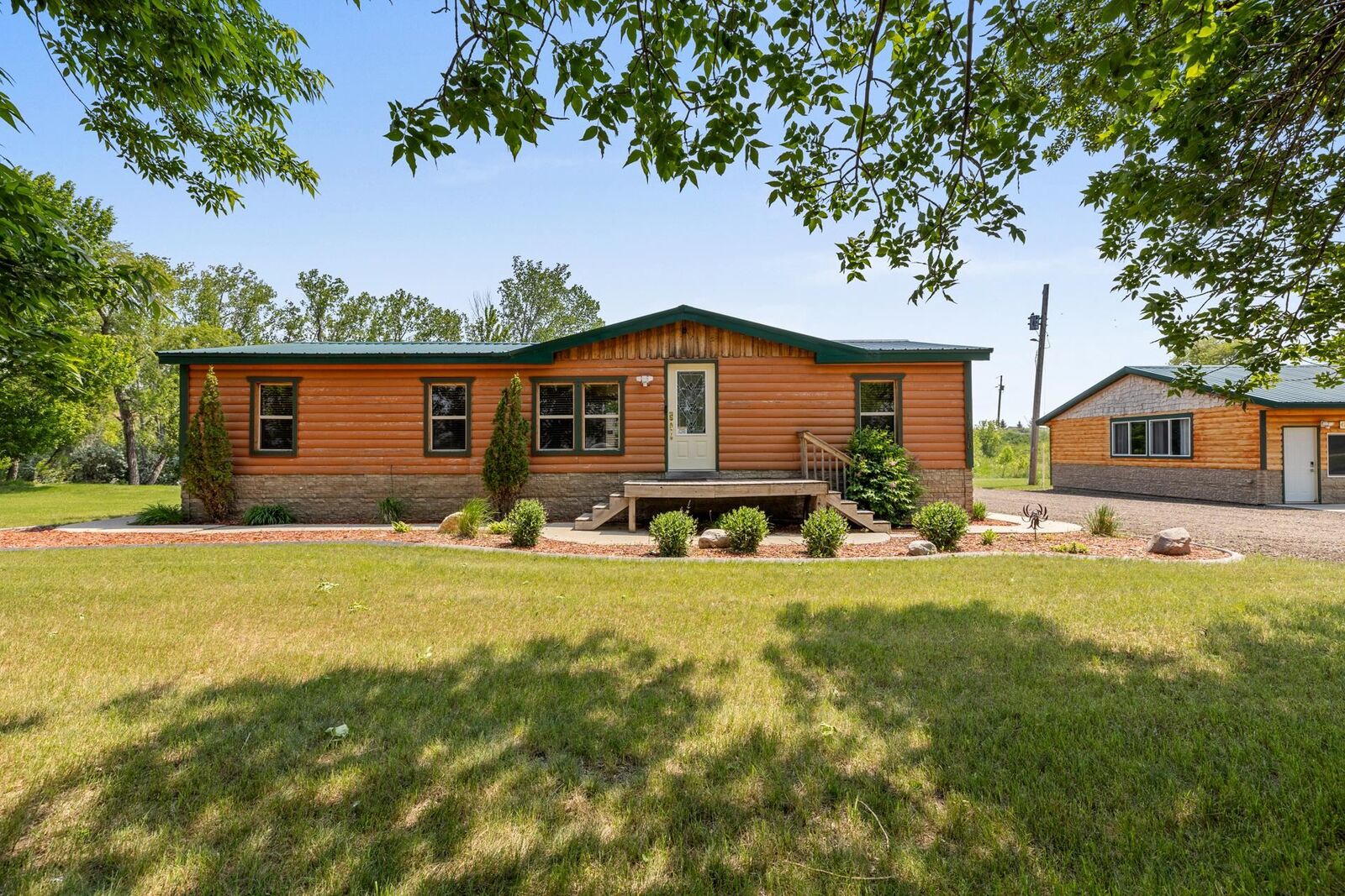 Property Photo:  1210 54th St  ND 58703 