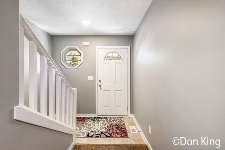 Property Photo: 3037 Ledgestone Place NE MI 49525