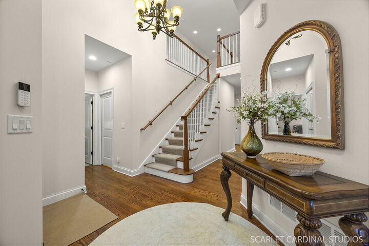 Property Photo:  725 Kingsbrook Glen  IL 60137 