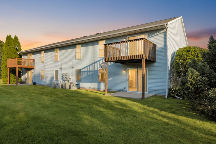 Property Photo: 4148 B Packard Parkway 4148B IL 61101
