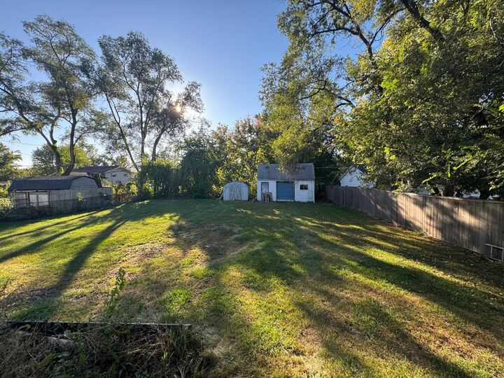 Property Photo:  7310 Capitol Drive  IL 60561