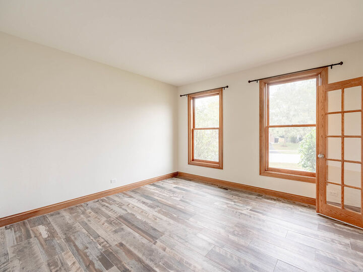 Property Photo:  26W185 Meadowview Court  IL 60187 