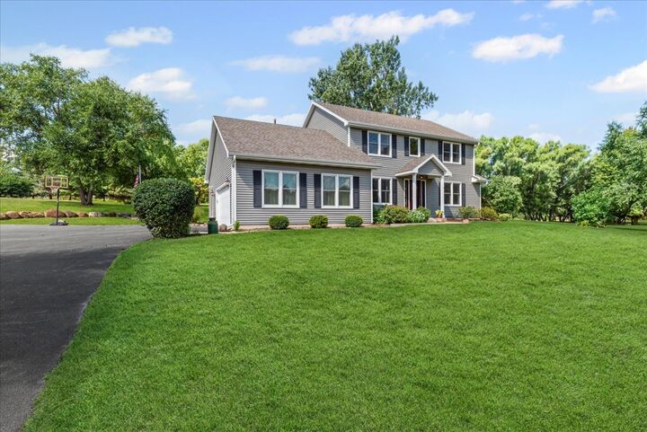 11111 Huron Drive  Spring Grove IL 60081 photo