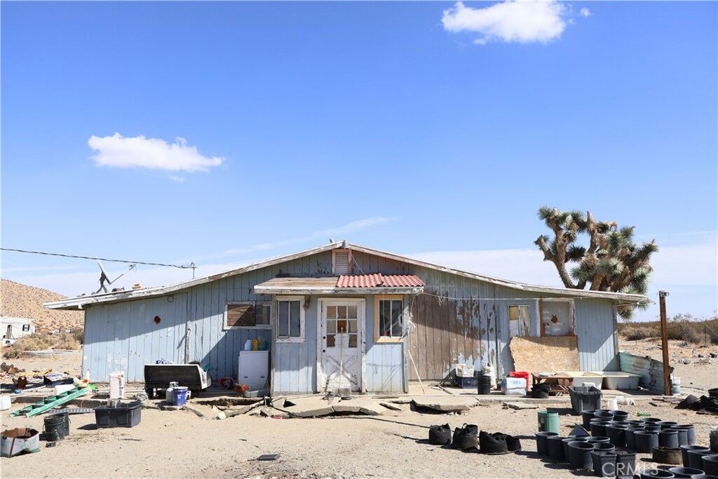 Property Photo: 19567 Old El Mirage Road CA 92301