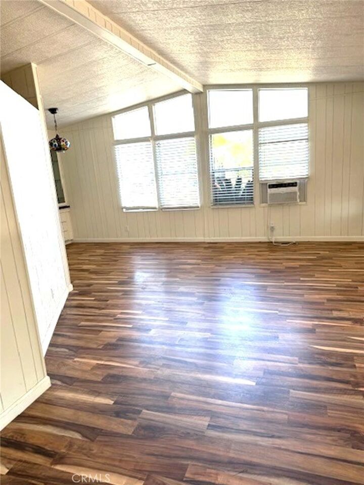 Property Photo: 1300 W Menlo 193 CA 92543