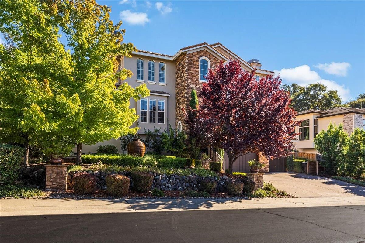 Property Photo:  1804 Park Oak Drive  CA 95661 