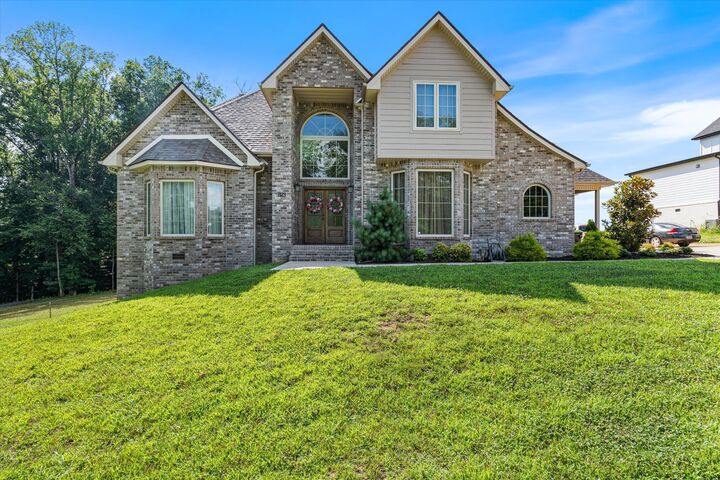 823 Shady Bluff Trail  Clarksville TN 37043 photo