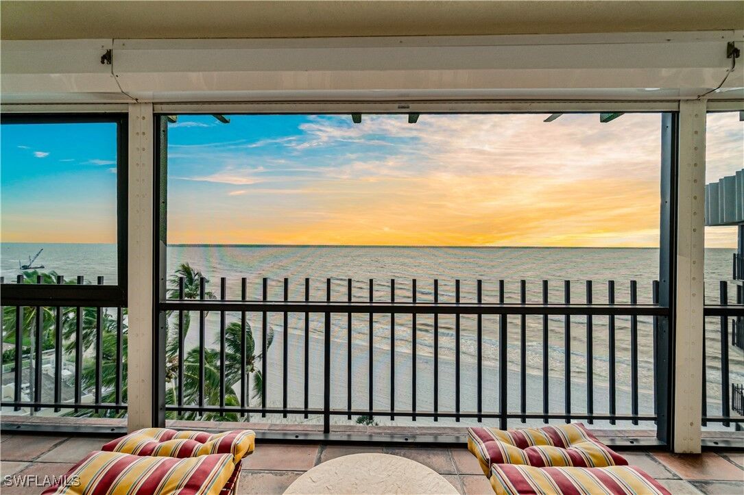 Property Photo:  3399 Gulf Shore Boulevard N Ph-South  FL 34103 