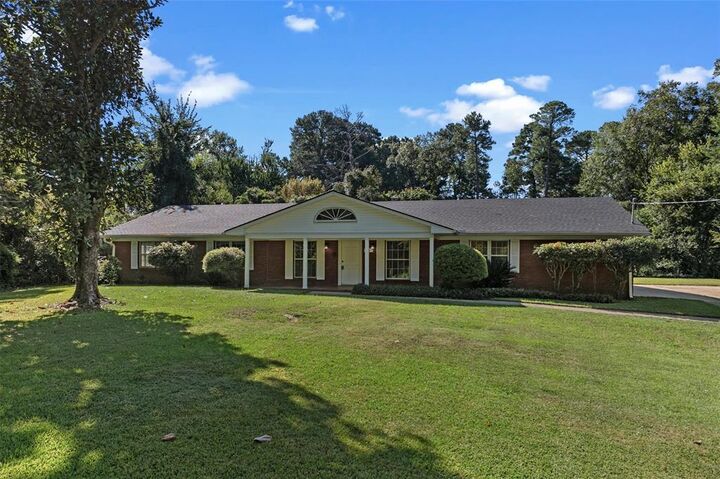 55 Lake Forest  Shreveport LA 71109 photo