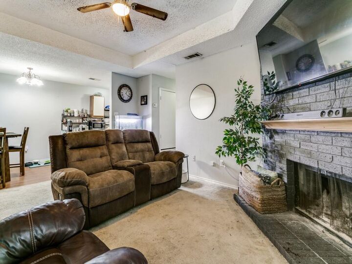 Property Photo: 7501-7503 April Lane TX 76182