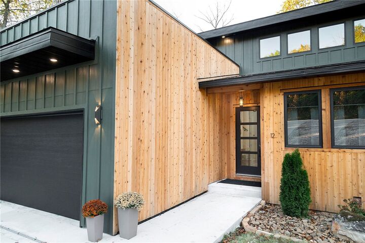 Property Photo:  12 Manchester Drive  AR 72714 
