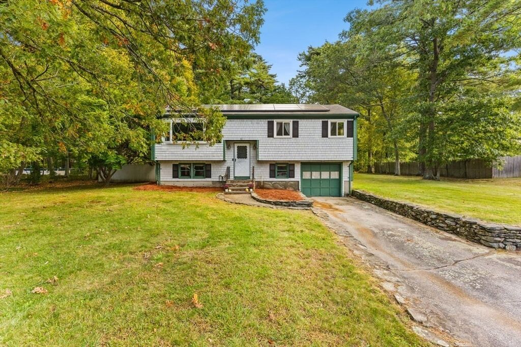 Property Photo: 10 Dean St MA 02702
