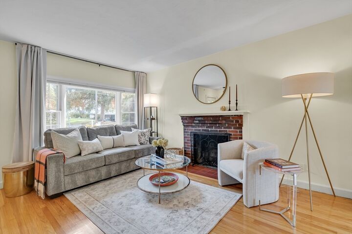 Property Photo:  51 Hawthorn St  MA 02090 