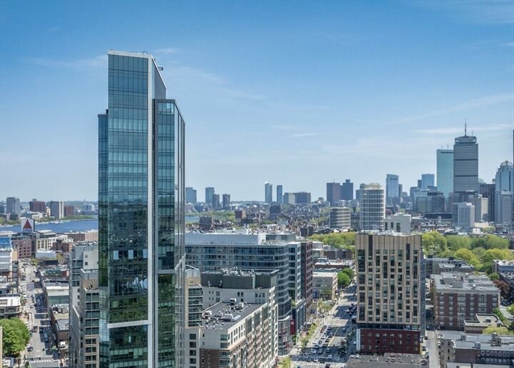 Property Photo:  188 Brookline Ave 22E  MA 02215 