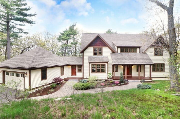 250 Meadowbrook Rd  Dedham MA 02026 photo