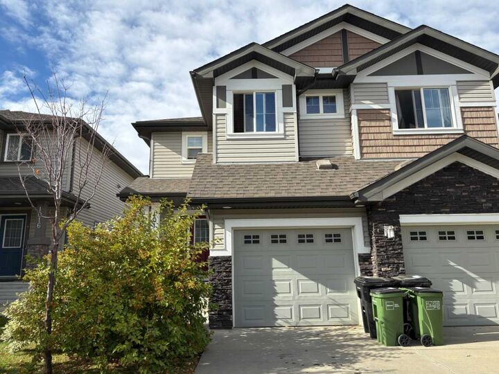 1014 162 Street SW  Edmonton AB T6W 2G9 photo