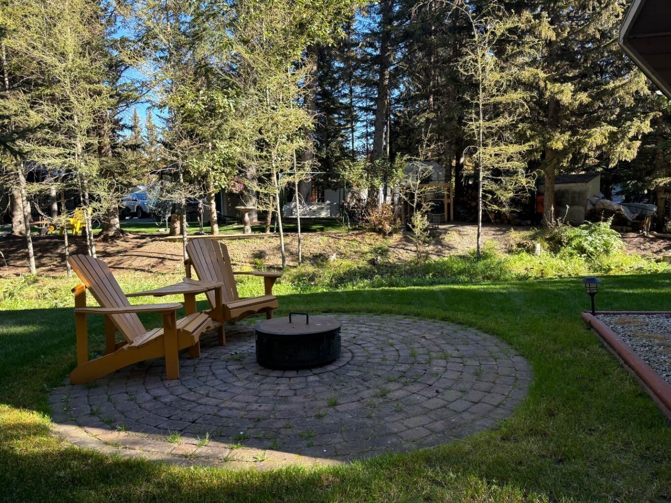 Property Photo:  200 4th Ave SW 18  AB T0M 1X0