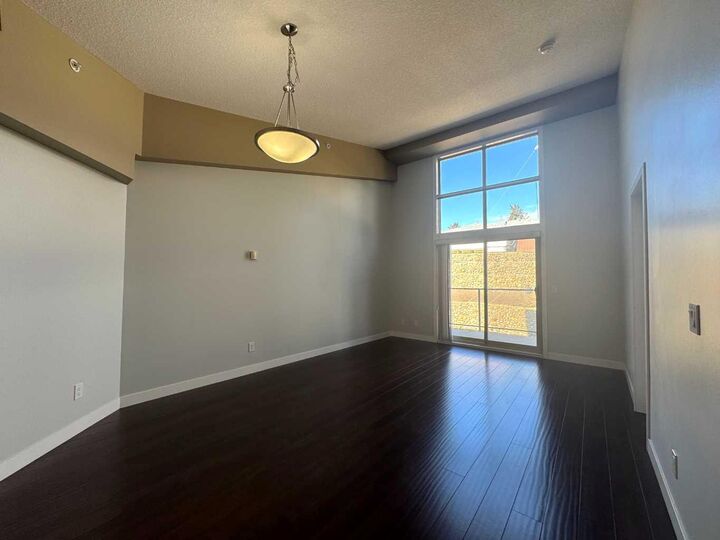Property Photo: 4303 1 Street NE 528 AB T2E 7M3