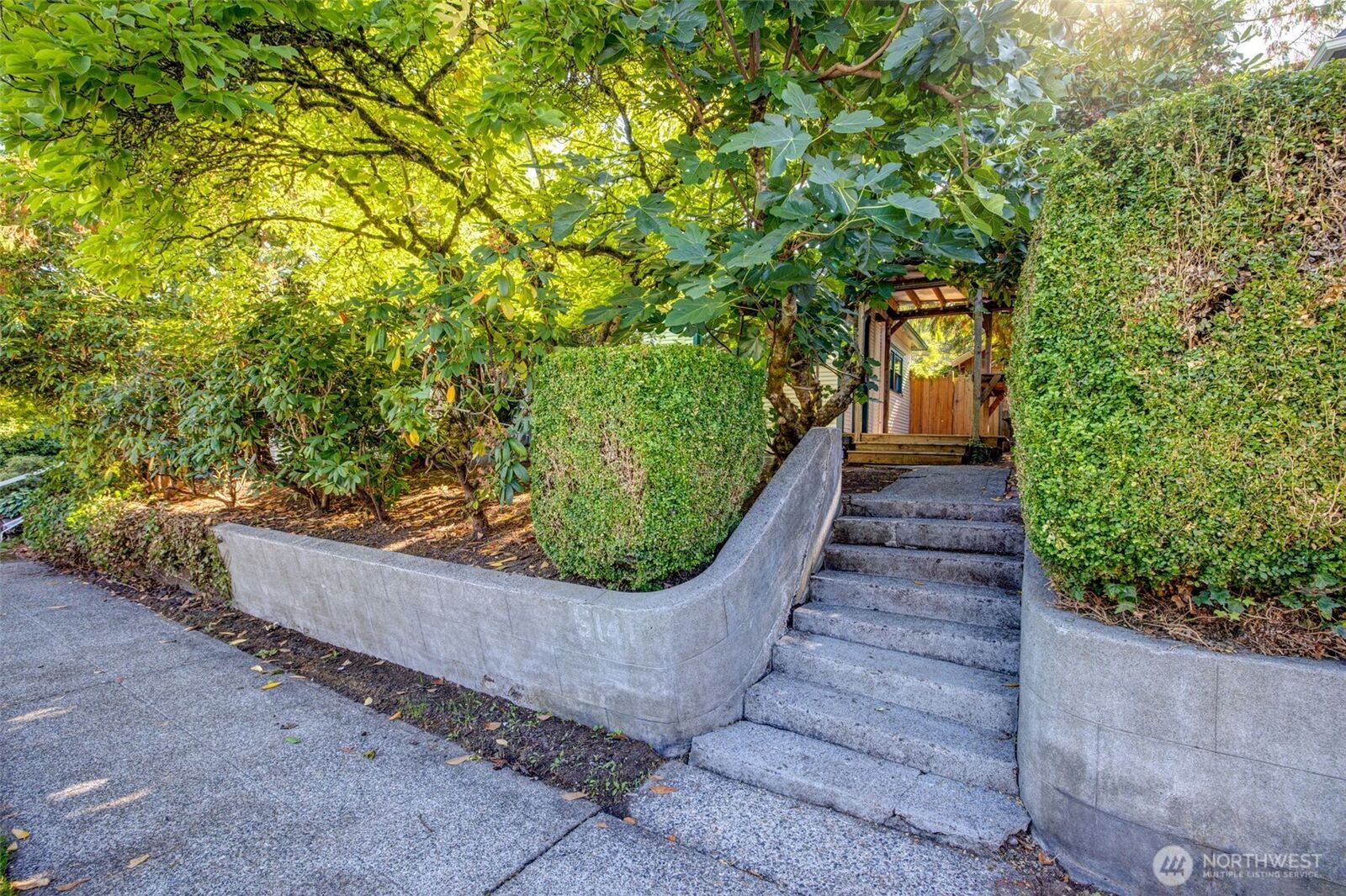 Property Photo: 5141 S Mead Street WA 98118