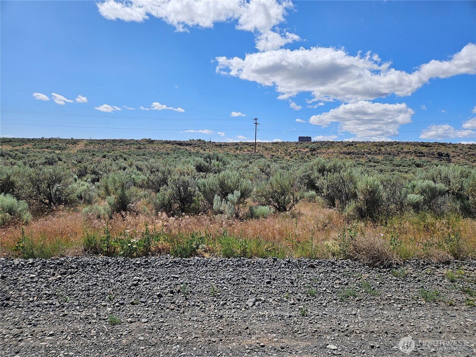 Property Photo: 14 Snaffle Court WA 98823