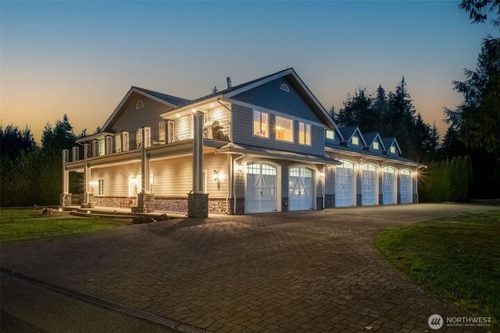 Property Photo:  22029  238th Place SE  WA 98038