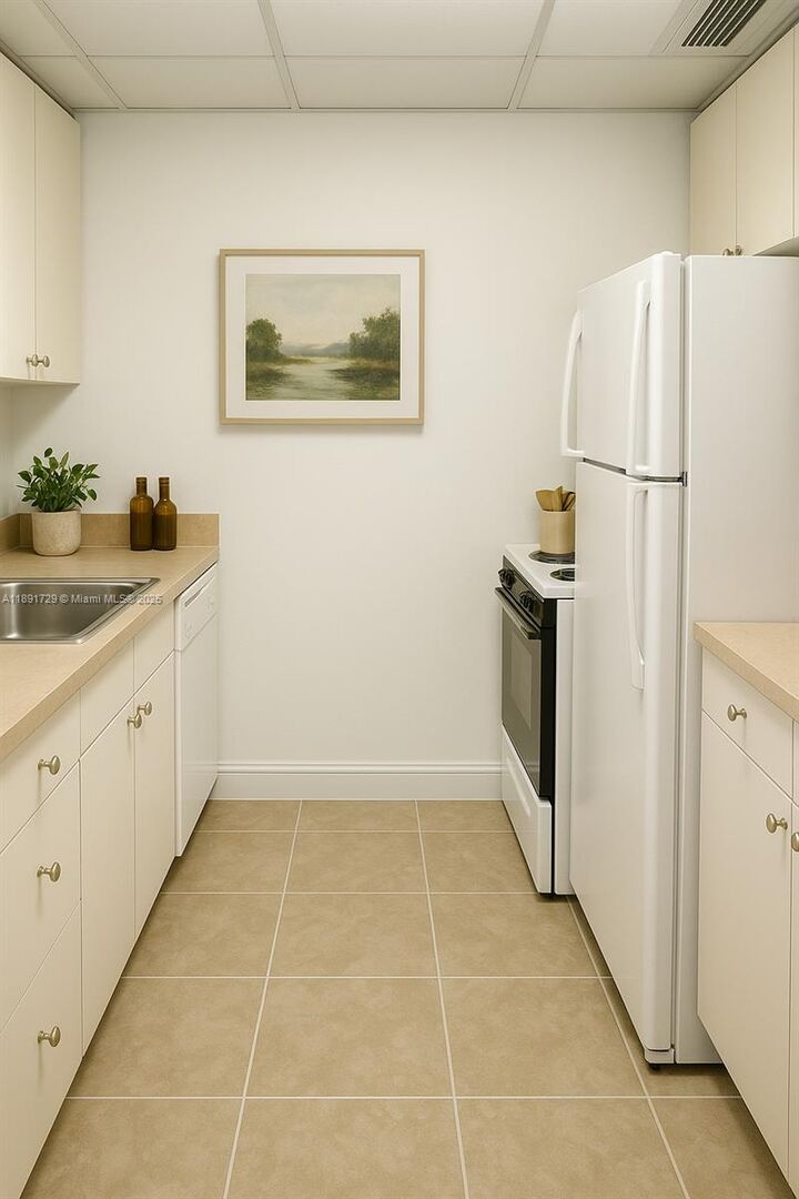 Property Photo: 8500 SW 109th Ave 6-207 FL 33173
