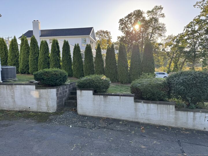 Property Photo:  13 Fenway Road  CT 06405 