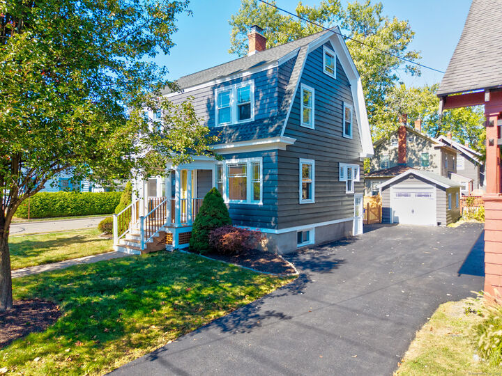 Property Photo:  118 Church Street  CT 06109 