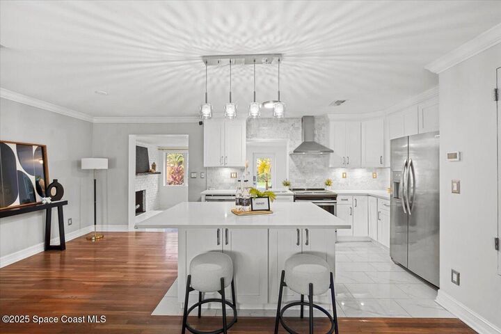 Property Photo:  417 E Grant Street  FL 32806 
