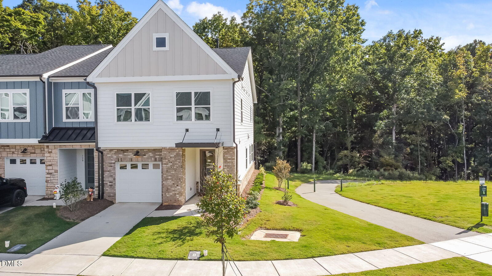 Property Photo: 122 Norwell Lane NC 27312