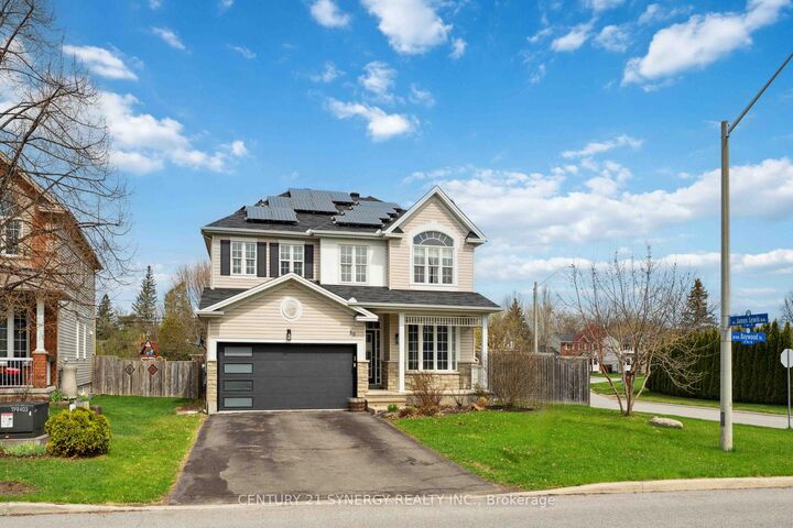 Property Photo: 59 Baywood Drive ON K2S 2H5