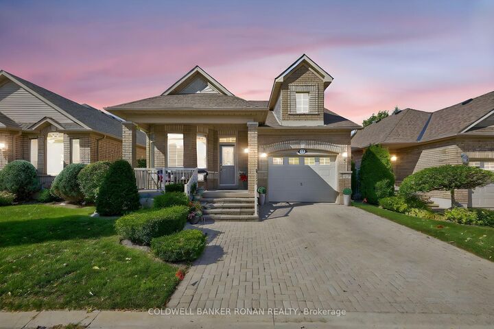 Photo de la propriété: 142 Bella Vista Trail 9 ON L9R 2G8