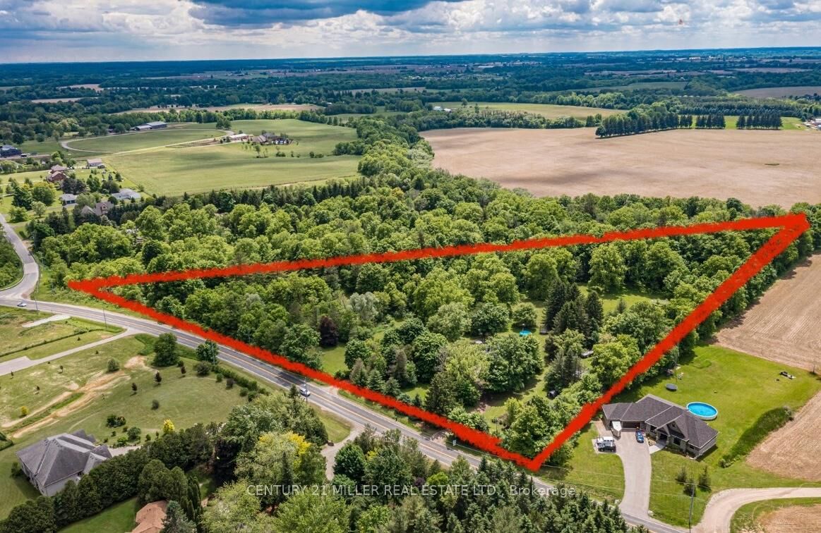 Photo de la propriété: 99 McBay Road ON N3T 5L4