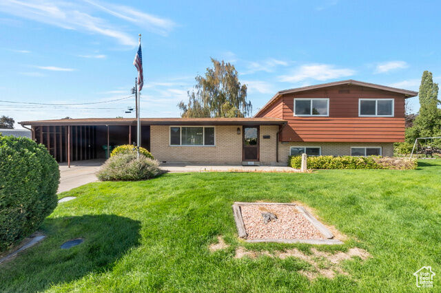 Property Photo:  189 W 850 S  UT 84058
