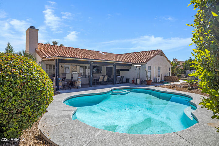 Property Photo: 14618 S 34th Place AZ 85044