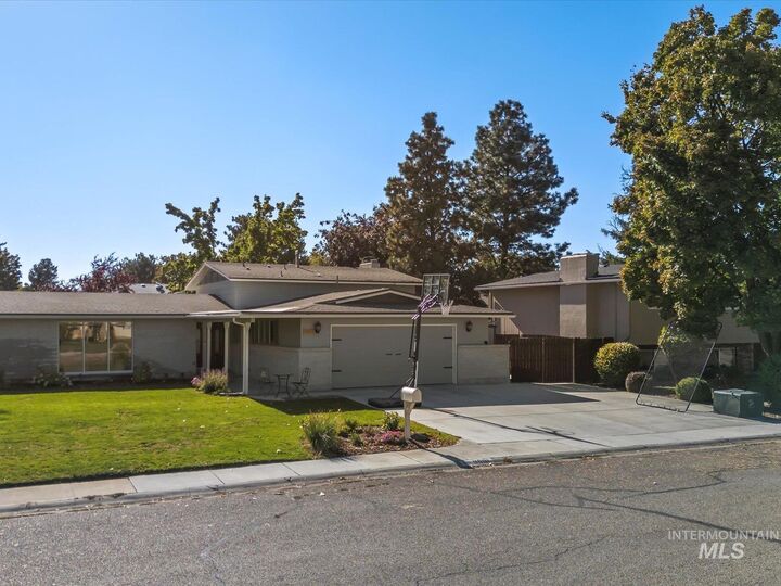 Property Photo: 9601 W W Ramsgate Dr ID 83704