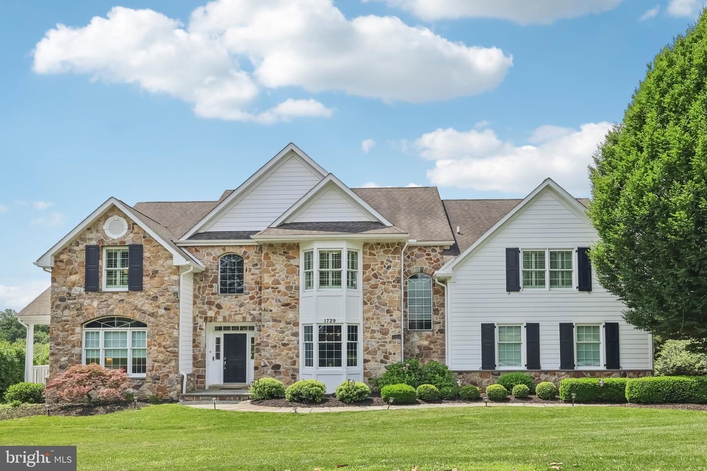 Property Photo:  1729 Towne Drive  PA 19380 