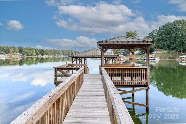 3272 Bass Drive  Sherrills Ford NC 28673 photo