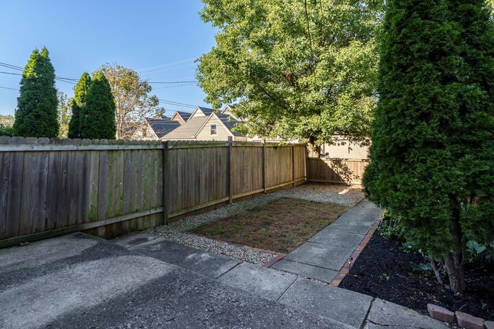 Property Photo:  1025 Oregon Avenue  OH 43201 