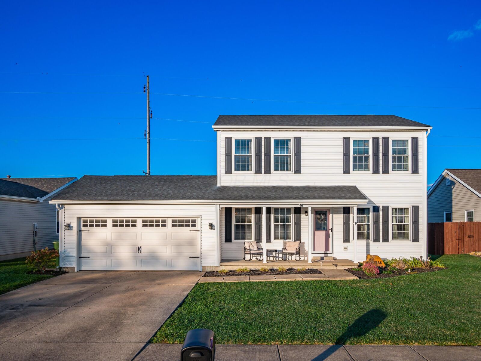 Property Photo: 971 Lora Lee Drive OH 43040