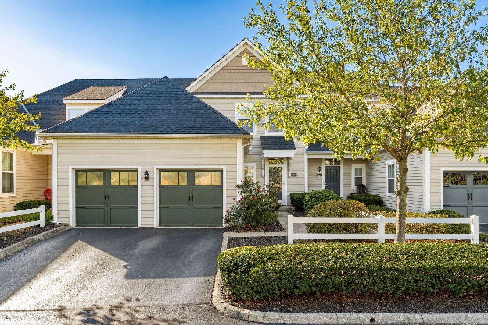 Property Photo:  3977 Spectacle Drive  OH 43230 