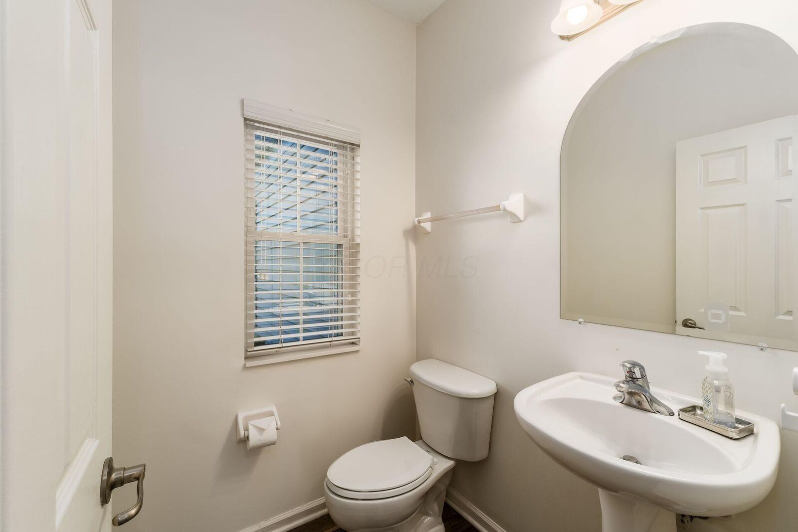 Property Photo:  3977 Spectacle Drive  OH 43230 