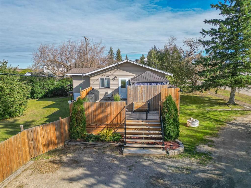 Photo de la propriété: 143 Peterborough Avenue MB R0K 0T0
