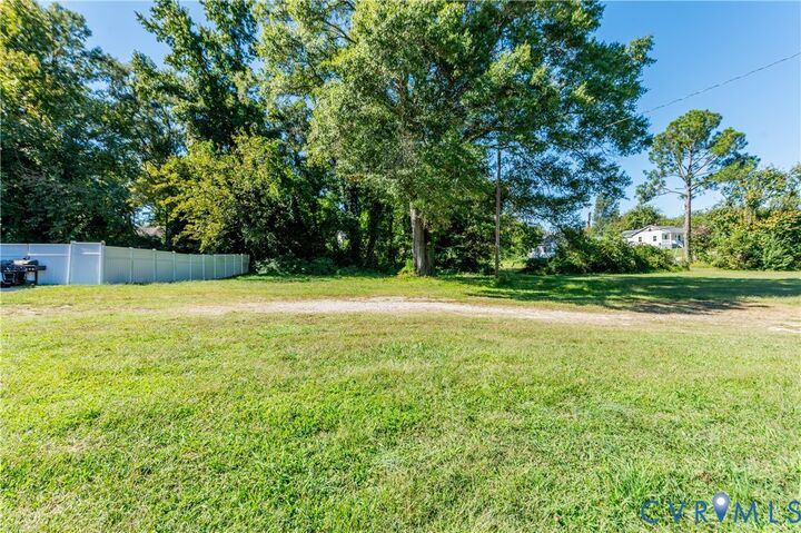 Property Photo:  1304 Arlington Road  VA 23860 