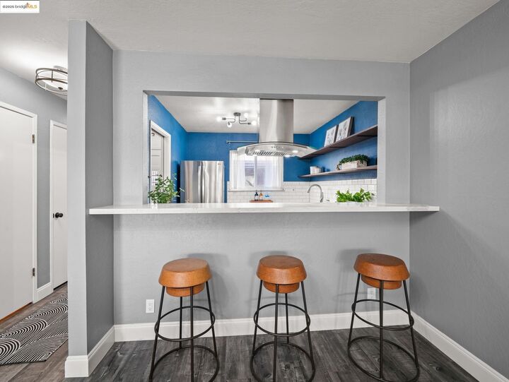 Property Photo: 2106 Otis Dr D CA 94501