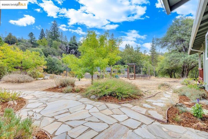Property Photo: 20569 Charlotte Ct CA 95372