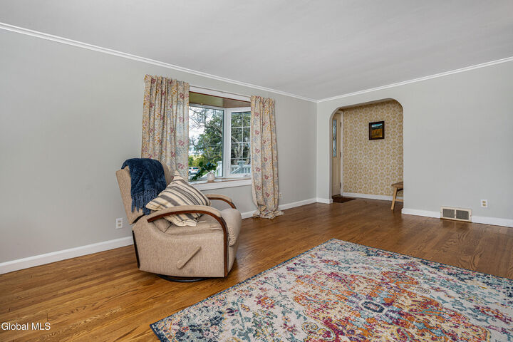 Property Photo: 154 Sunnyside Road NY 12302