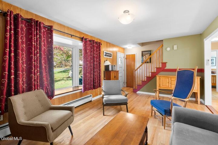 Property Photo:  542 McChesney Ave Extension  NY 12180 