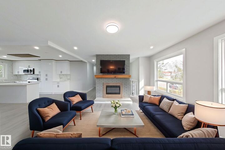 Property Photo: 18429 91 Ave NW AB T5T 1N8