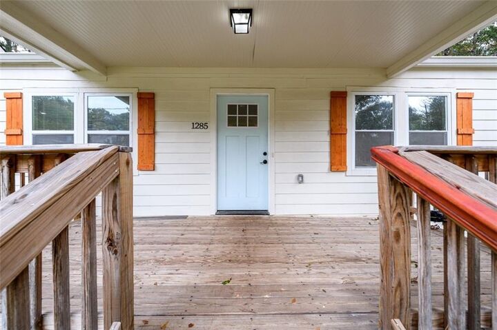 Property Photo: 1285 Avon Avenue SW GA 30310